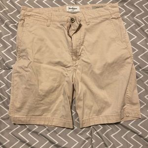 Men’s Light Peach Linden Flat Front Shorts 7 inch above knee shorts